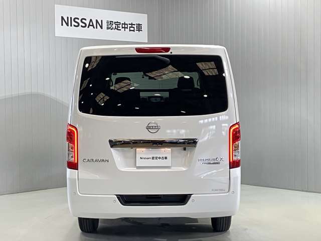 国家資格を持った整備士が車検整備又は、点検整備を完了してから納車しますので、安心してお使い頂けます。納車後1ヶ月無料点検も実施します、自社工場完備！経験豊かな整備士が丁寧に対応いたします。