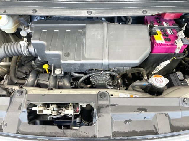 親切・丁寧な専門メカニックスタッフが応対！・車検・点検整備・事故等の修理などアフターサービスも安心。お車のカスタマイズもネクステージのサービススタッフまでご相談ください！