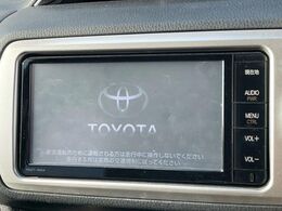 【純正ナビ】人気の純正ナビを装備。オーディオ機能も充実しており、Bluetooth接続すればお持ちのスマホやMP3プレイヤーの音楽を再生可能！毎日の運転がさらに楽しくなります！！