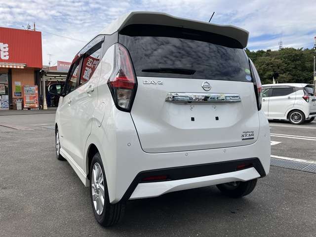 新車～中古車まで幅広く取り扱っております。指定工場完備！車検・鈑金・保険などお車のことは全てお任せください！