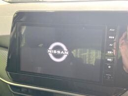 【メーカー純正ナビ】インテリアに溶け込むスタイリッシュな「専用設計」メーカーナビを装備♪視認性や操作性など基本性能にも優れ、より上質なカーライフをお楽しみいただけます。