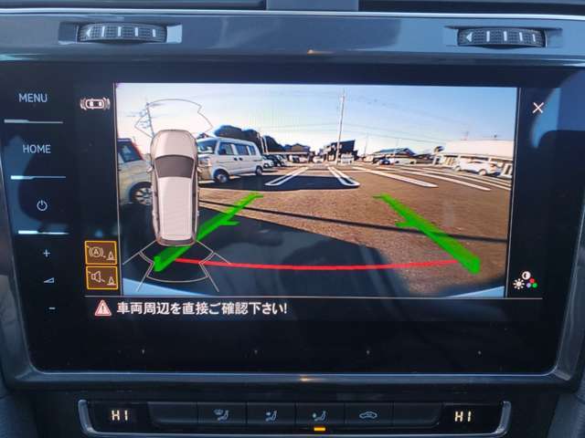 バックカメラ、パークディスタンスコントロール。