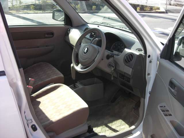 座席も綺麗です.