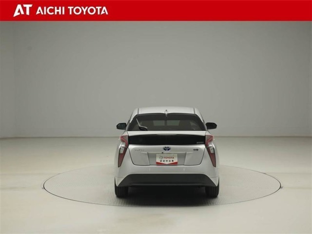 ハイブリッド車を買うならトヨタの『TOYOTA認定中古車』！保証は、初度登録年月より起算して10年間、累計走行距離20万キロ迄。更に、ロングラン保証が1年付で安心安全です♪