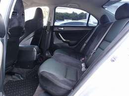 前オーナー様はホンダ整備士の方が所有しており、ノーマルの状態を一からカスタム！ラルグス車高調に加え、WORKエモーション極17AW、HKSマフラーなどの高額パーツに、オルタ交換、燃料ポンプなども交換済