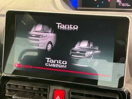【純正9型ナビ】人気の大型9インチナビを装備。存在感のある大画面はインパクト大！ナビ利用時のマップ表示は見やすく、テレビやDVDは臨場感がアップ！いつものドライブがグッと楽しくなります♪