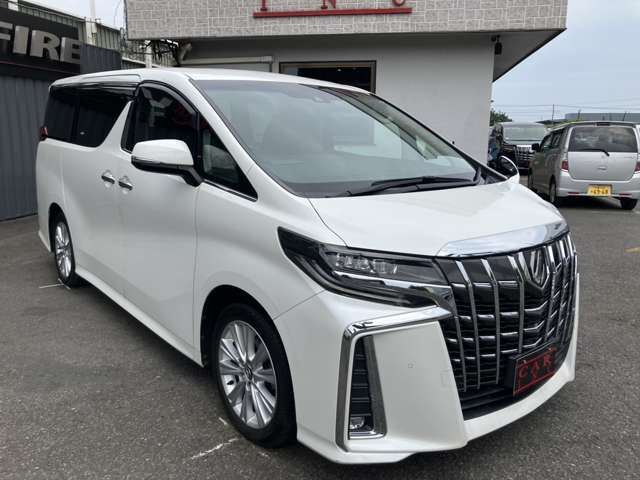 アクセスは千葉県千葉市花見川区大日町1372-1　赤と黒の看板が目印です！　TEL:043-215-0555