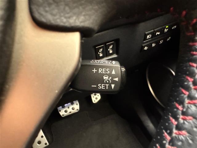 【運転席操作部】快適なドライブを楽しむための機能が装備されています！運転席から触れるので、使いやすいです！除菌プランいれていただくと、さらに清潔で安心していただけます！