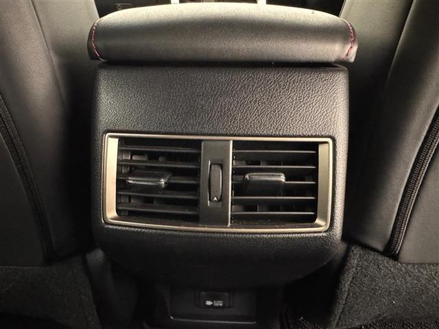 【エアコン】暑い夏でも寒い冬でも、車内に快適な空気を届けるので、いつでも快適な車内空間を創り上げます！