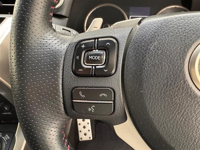 【運転席操作部】快適なドライブを楽しむための機能が装備されています！運転席から触れるので、使いやすいです！除菌プランいれていただくと、さらに清潔で安心していただけます！