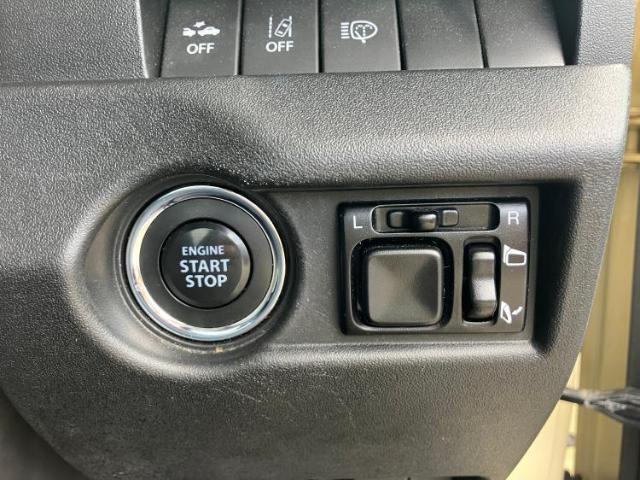 お車に合わせて無料保証以外にも、保証範囲、期間、距離を拡充させた有料保証もご用意しております！中古車の購入が初めてで不安・・・というお客様もご安心ください！