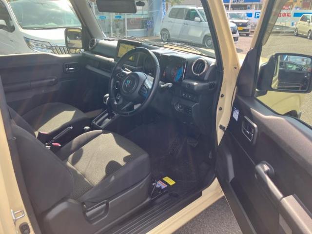 「この車の写真をもっと見たい」「状態が気になる」「この装備はついている？」どんな小さな疑問でもお気軽にお問い合わせください！