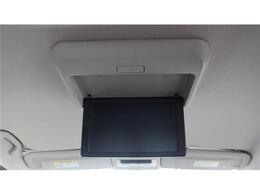 極限までこだわった仕入れ値で低価格を実現。低価格で良質なお車を全社総台数2,000台以上の在庫からお選びいただけます。営業時間　10：00～19：00