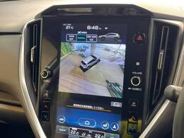 【マルチテレインモニター】車のフロントやサイドのカメラ画像を同時にモニター表示することで、悪路や狭い道を走行時でも周囲の状況確認ができ安心！本格SUVにうれしい装備です♪
