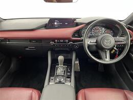 【インパネ全体】全方位で視界が広く、高い目線で運転もしやすいです！