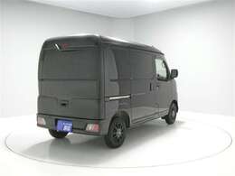 私たちは「お客様のお車の安全・安心」をお守りします！「少し不安」「安心して乗れるのかな～」「もっといい車あるかも…」などの不安を解決し、お客様が理想のお車に出会えるために、フルコミットします！