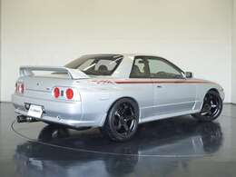 外装ボディーリフレッシュ済み・NISMO NE-1エキゾーストシステム・NISMO オイルフィラーキャップ・NISMO タワーバー