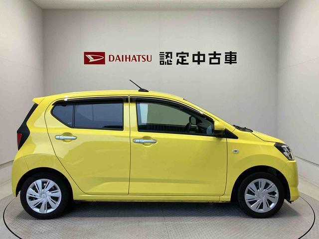 車両右側面からの写真になります。車をご覧になりたい時はお気軽に最寄りの店舗へご相談下さい。