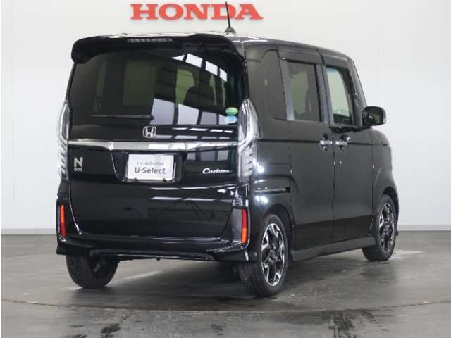 車両本体価格以外に必要な諸費用を含めたお支払い総額で検討して下さい！車両価格は安いけど諸費用が高い！なんてことにならないように当店は購入に必要な金額＝総額を表示しております！