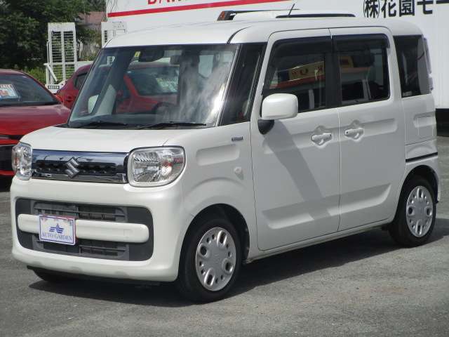 板金専門スタッフがお客様の愛車のボディーキズやヘコミから、事故に遭遇した場合の修復まで行ないます。好評のプチ板金は、ちょっとしたキズや凹みを、すばやく修理します。出来上がりも綺麗！今、大好評中！