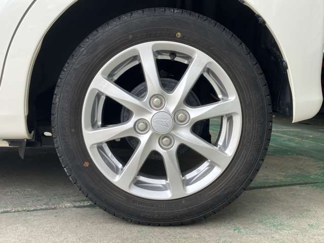 また、ご購入後のメンテナンスもオイル交換から車検整備、部品の取付、板金などなど・・・　全て当店のスペシャル整備士にお任せ下さい。
