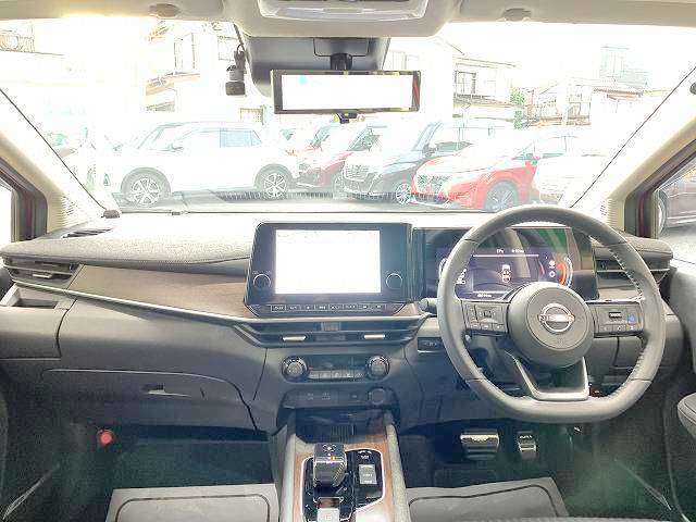 全車クリーニング済！綺麗な状態で展示されています！展示する際には専任のプロが仕上げをしています！購入時に気になる箇所がありましたら、遠慮なく申し付けください！