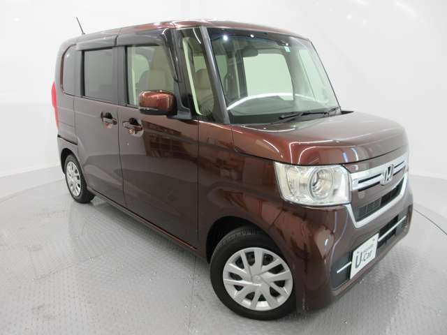 自動車保険もお任せくださいHonda自動車保険安心プランと長期プランでより一層安心をプラスしてご案内します。