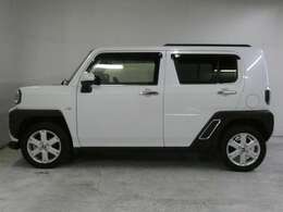 ワンオーナー　禁煙車　9インチスマホ連携ディスプレイオーディオ　Bluetooth　バックカメラ　HDMI接続　ACC　シートヒーター　ワイドバイザー　USBソケット　メッキガーニッシュ　　ステアリングスイッチ