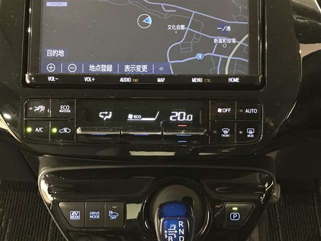 インパネ周りの装備も充実！機能も様々にございますので、ぜひ実際に触ったりしてご体感ください