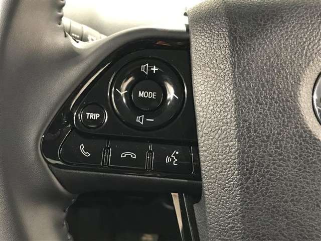 ステアリングスイッチでラクラク操作可能