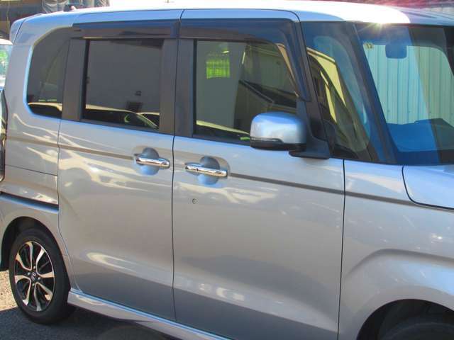 全車両総額販売！管轄陸運局（尾張小牧、春日井、一宮ナンバー）以外の登録の場合、別途登録料必要になります。