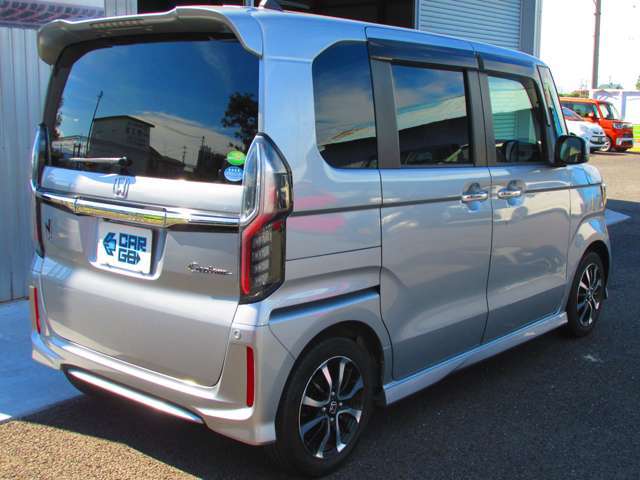 全車両総額販売！管轄陸運局（尾張小牧、春日井、一宮ナンバー）以外の登録の場合、別途登録料必要になります。
