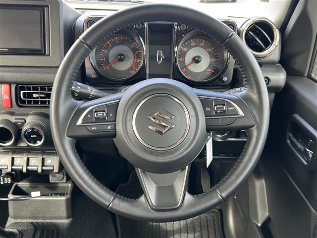 気になる車はすぐにお問い合わせください！画面右側の0066から始まる無料ダイヤルからお問い合わせ下さい！専門スタッフがお車のご質問にお答えいたします！