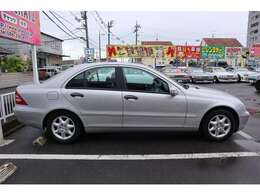 お車は見られなくても購入はできますが、現状でのお渡しをご理解できる方と致します。後付け部やパーツなど保証は一切ございません。気になる場合は動作確認してきますのでお電話でご質問下さい。動画も送れます。