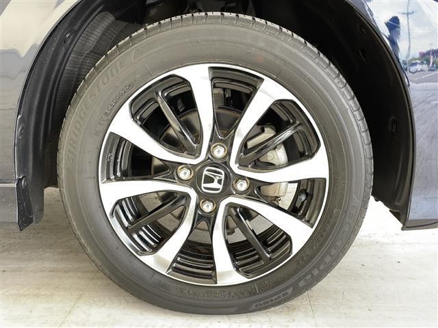 【タイヤ・ホイール】『タイヤ/ホイール周辺』の画像になります。写真の内容に関してご不明点、ご質問等がございましたらお気軽にガリバー店舗までお問い合わせください。