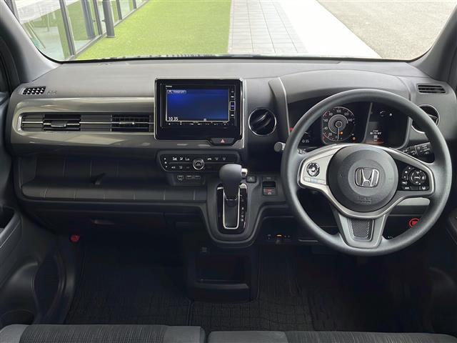 【インパネ全体】『インパネ全体』の画像になります。写真の内容に関してご不明点、ご質問等がございましたらお気軽にガリバー店舗までお問い合わせください。