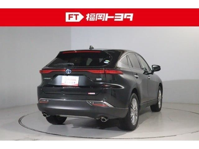トヨタ認定中古車、評価4。キズ、へこみが少なく全体的に良好です。