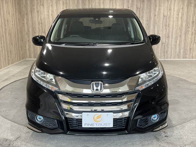 当社自慢のお車です。装備・機関系チェック済み♪横にこの車のセールスポイントを、写真と説明でアピールしてあります♪まずはご覧になってください。