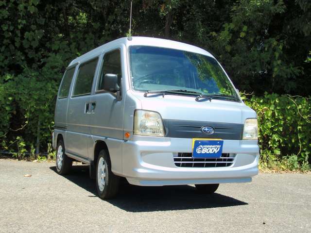 新車と違い中古車の場合は同じ車が入ってくることはございません。こちらのお車に興味を持って頂いたのも何かの縁かと思いますので、ご不明な点や気になる点などございましたらお気軽にご相談下さい