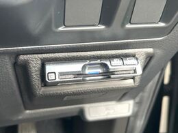 【ETC】高速道路の料金所をストレスなく通過！話題のスポットやサービスエリアに多い「スマートIC」利用時は必須のアイテムです。当店でセットアップを実施、ご納車当日からすぐにご利用いただけます！