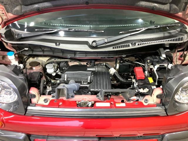 親切・丁寧な専門メカニックスタッフが応対！・車検・点検整備・事故等の修理などアフターサービスも安心。お車のカスタマイズもネクステージのサービススタッフまでご相談ください！