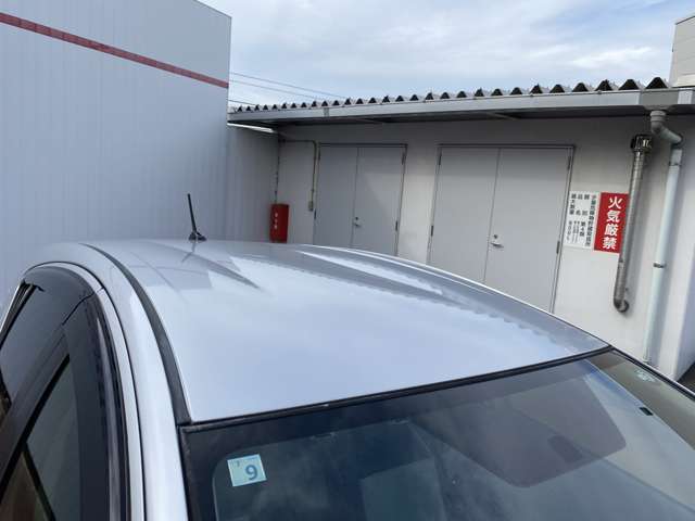 国道二号線沿いの店舗はアクセスも良く、県内外から多数ご来店いただいています。全国納車可能です。地域によっては陸送費がかかりますのでお問い合わせください。