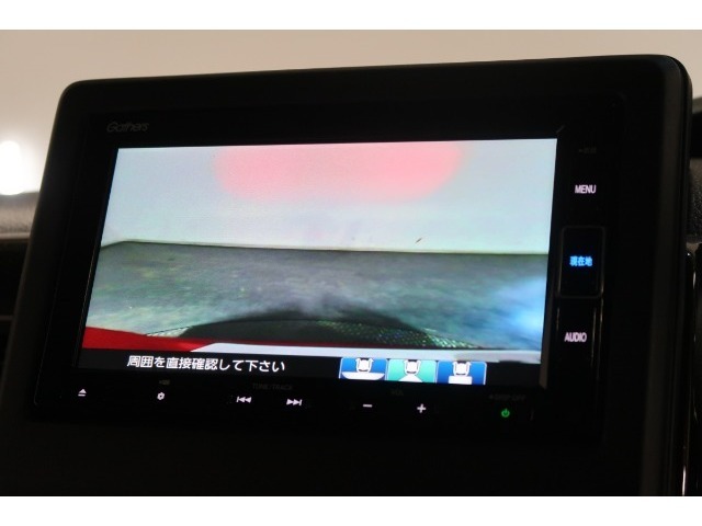 ◆◆バックカメラの画像です。車庫入れの安心感がアップしますね☆