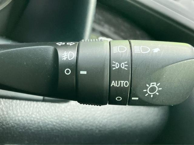 国産車から輸入車まで多様なお客様のニーズのお応えできるように、全国規模で豊富な在庫展開！車のことならWECARSへ！