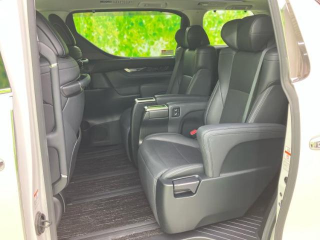 WECARSでは登録（届出）済未使用車や走行距離1万km未満の在庫車も多数ご用意しております！状態は良いものが良いけど、新車は高いな・・・そんなお客様にオススメです！