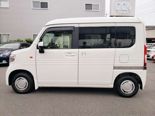 この度は数ある中古車・販売店の中から当社の車両をご覧頂き誠にありがとうございます。車の事ならなんなりとご相談下さい。