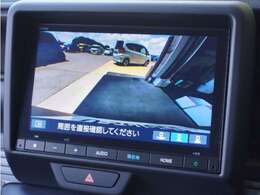 ◆バックカメラ◆リバースにするだけで映ります、後方の安全確認や、狭い駐車場での車庫入れ、雨の日や夜間など視界の悪い時に便利です！安全にバックする為には欠かせない装備です。