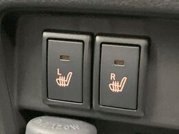 【シートヒーター】寒い日に重宝するシートヒーター！エアコンより早く温まってくれるので寒がりの人も安心ですね♪エアコンの温風は乾燥するから苦手、という方にもをおすすめです。