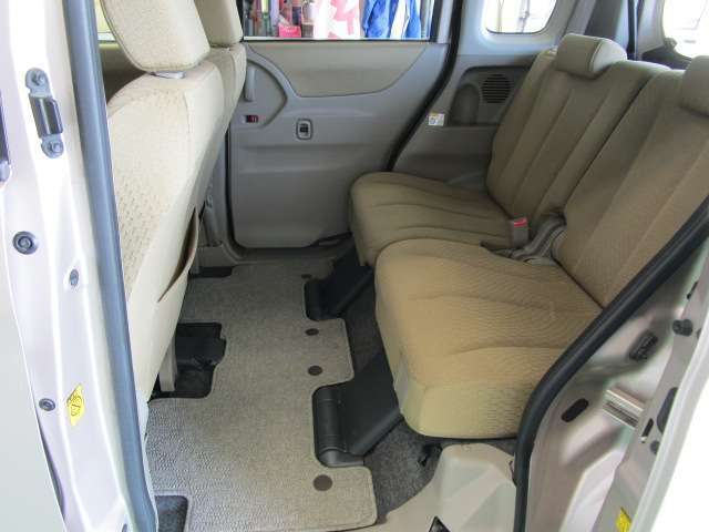 ★車両検索、有難うございます♪お問い合わせはポイント5亀山店専用フリーダイヤルまで（携帯可）♪三重県最大級のホンダディーラーネットワーク総展示台数1000台以上！買取・下取もお任せください♪