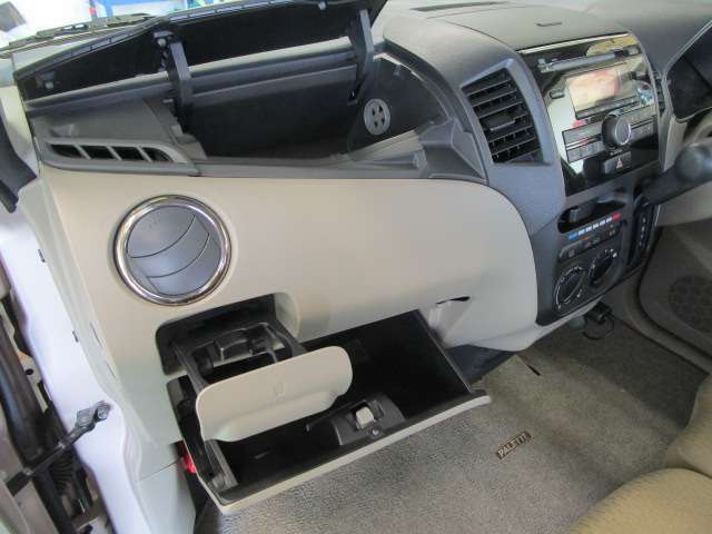 ★車両検索、有難うございます♪お問い合わせはポイント5亀山店専用フリーダイヤルまで（携帯可）♪三重県最大級のディーラーネットワーク総展示台数1000台以上！買取・下取もお任せください♪